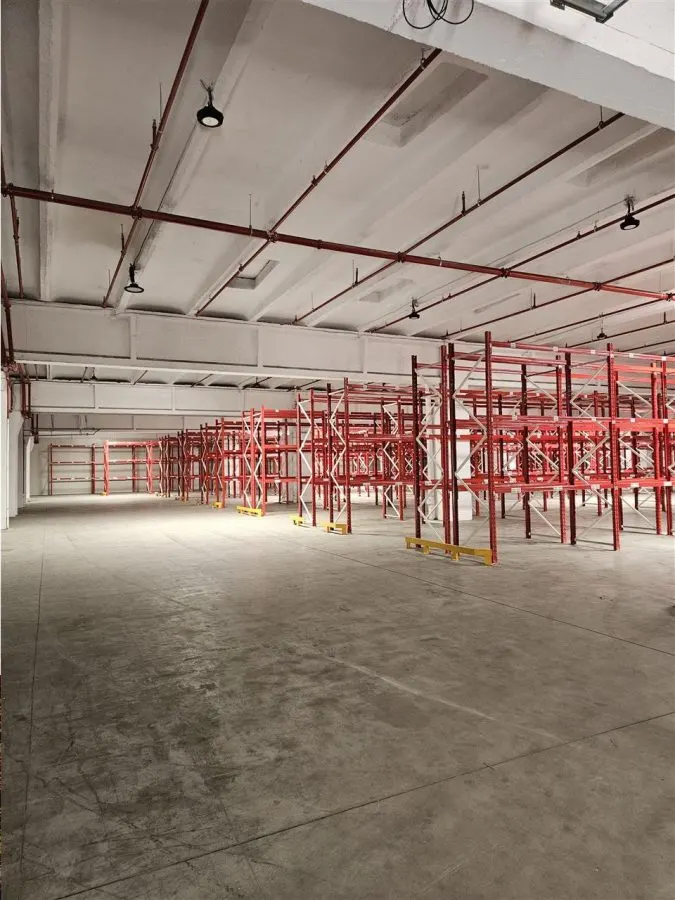 Spatiu Industrial - 3500 mp - Logistica - Productie - Depozitare - foto 4