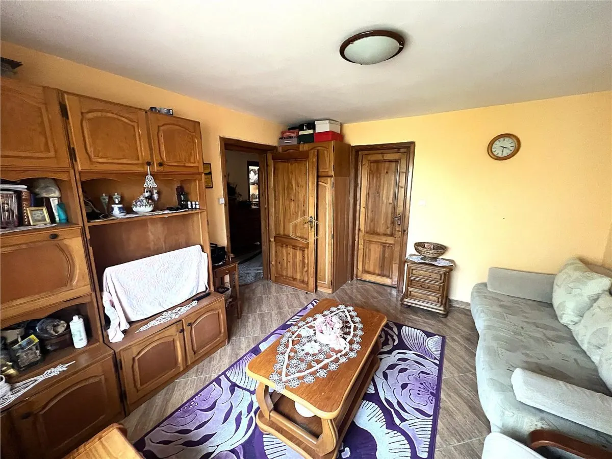 Apartament spatios cu 3 camere in Vila | Curte si gradina | Aproape de oras - foto 11
