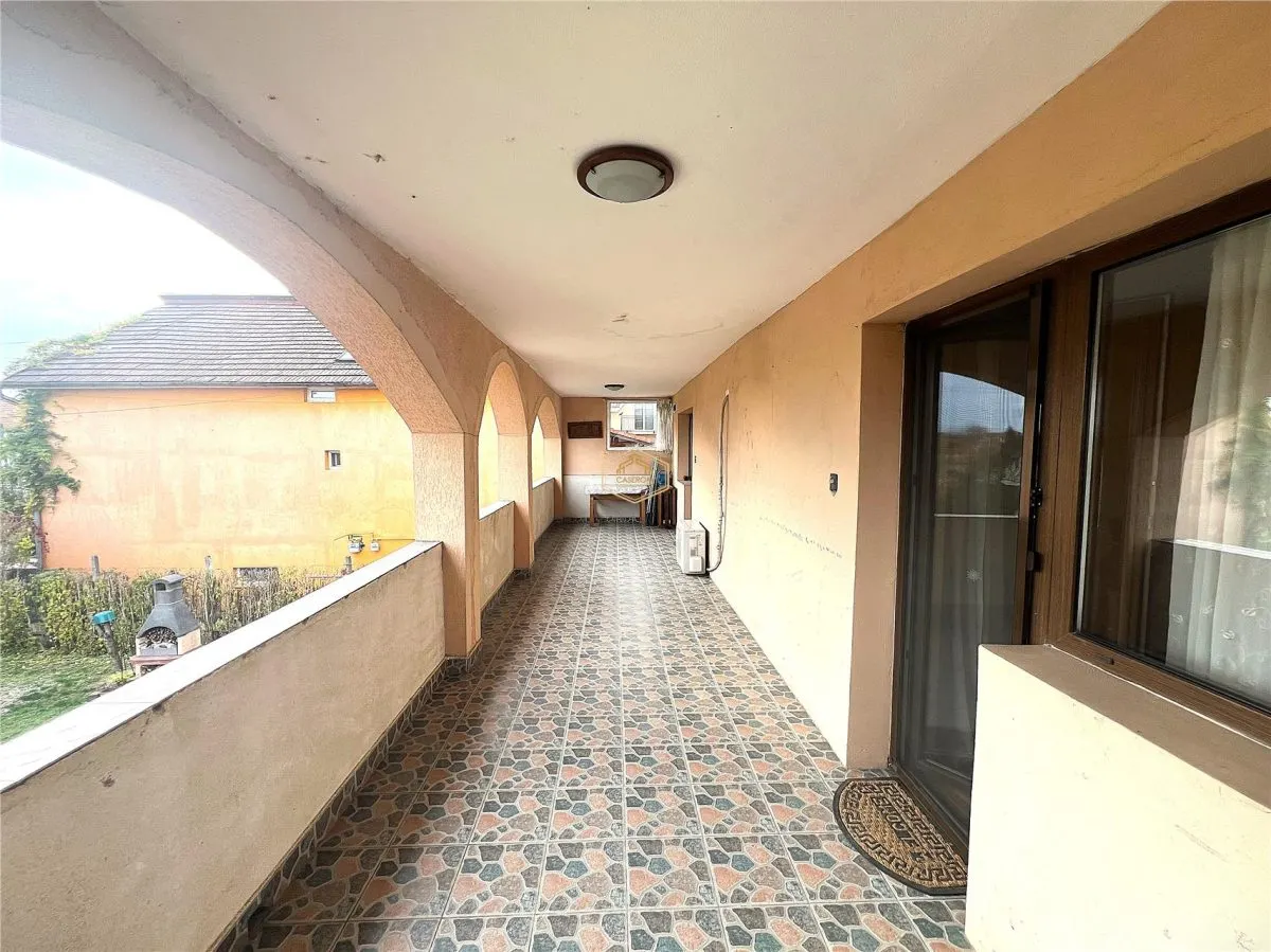 Apartament spatios cu 3 camere in Vila | Curte si gradina | Aproape de oras - foto 16