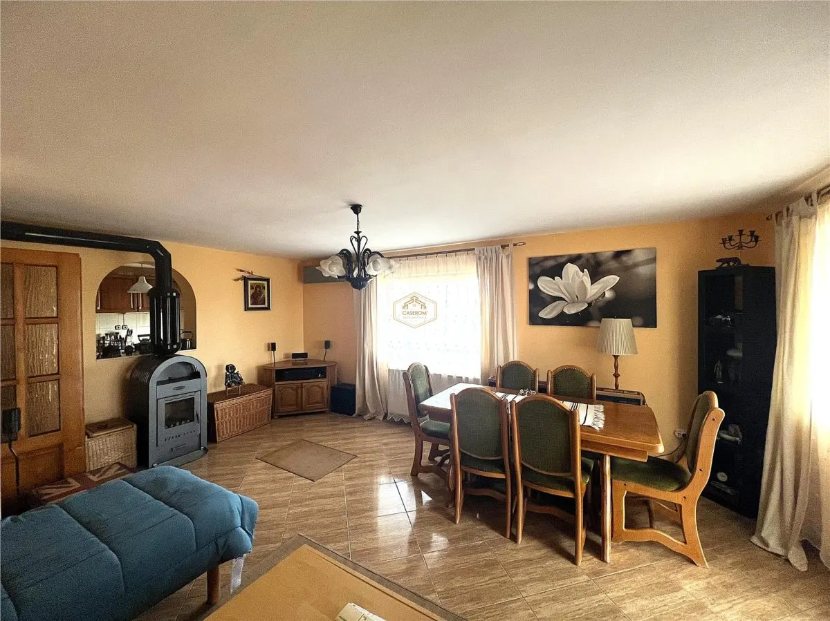 Apartament spatios cu 3 camere in Vila | Curte si gradina | Aproape de oras - foto 8