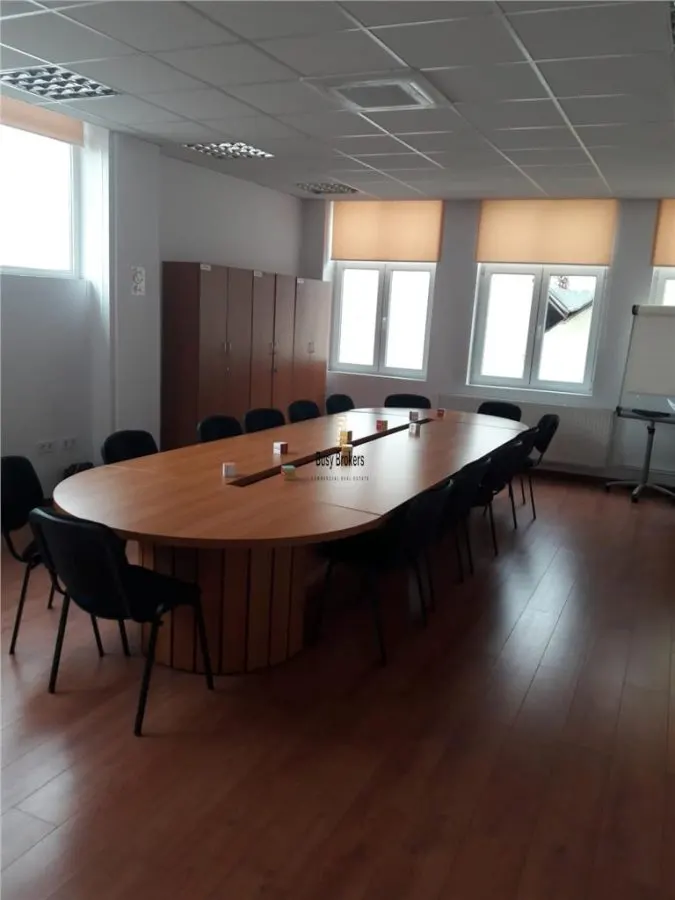 Spatiu Birou - 225 mp - Piata Cibin - foto 6