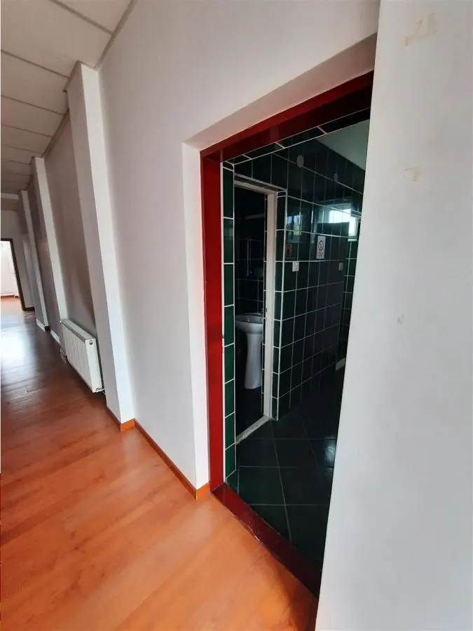 Spatiu Birou - 225 mp - Piata Cibin - foto 9