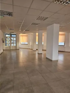 Cladire Birouri - 900 mp - Piata Cibin - Clinica Medicala - IT - Servicii - foto 3