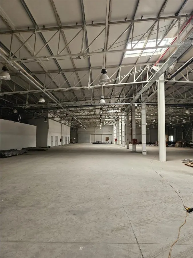 Spatiu Industrial - 2700 mp - Productie - Depozitare - Office - foto 7