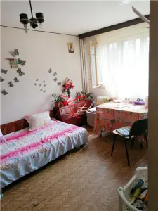 Vanzare garsoniera Dristor, langa metrou - foto 3