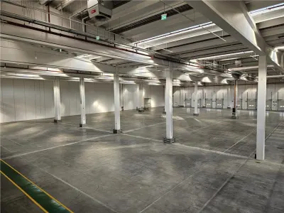 Spatiu Industrial - 5000 mp - Logistica - Depozitare - Distributie - foto 4