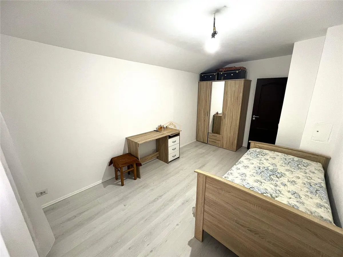 Casa cu 6 camere in Vetis | Teren 432 mp - foto 12