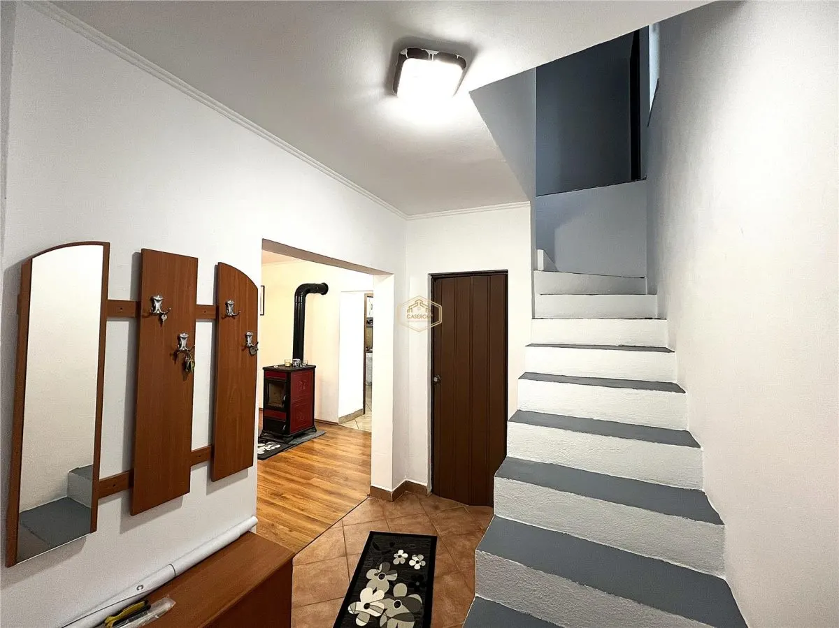 Casa cu 6 camere in Vetis | Teren 432 mp - foto 5