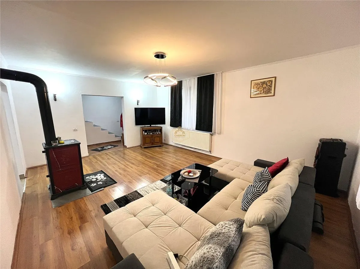 Casa cu 6 camere in Vetis | Teren 432 mp - foto 7