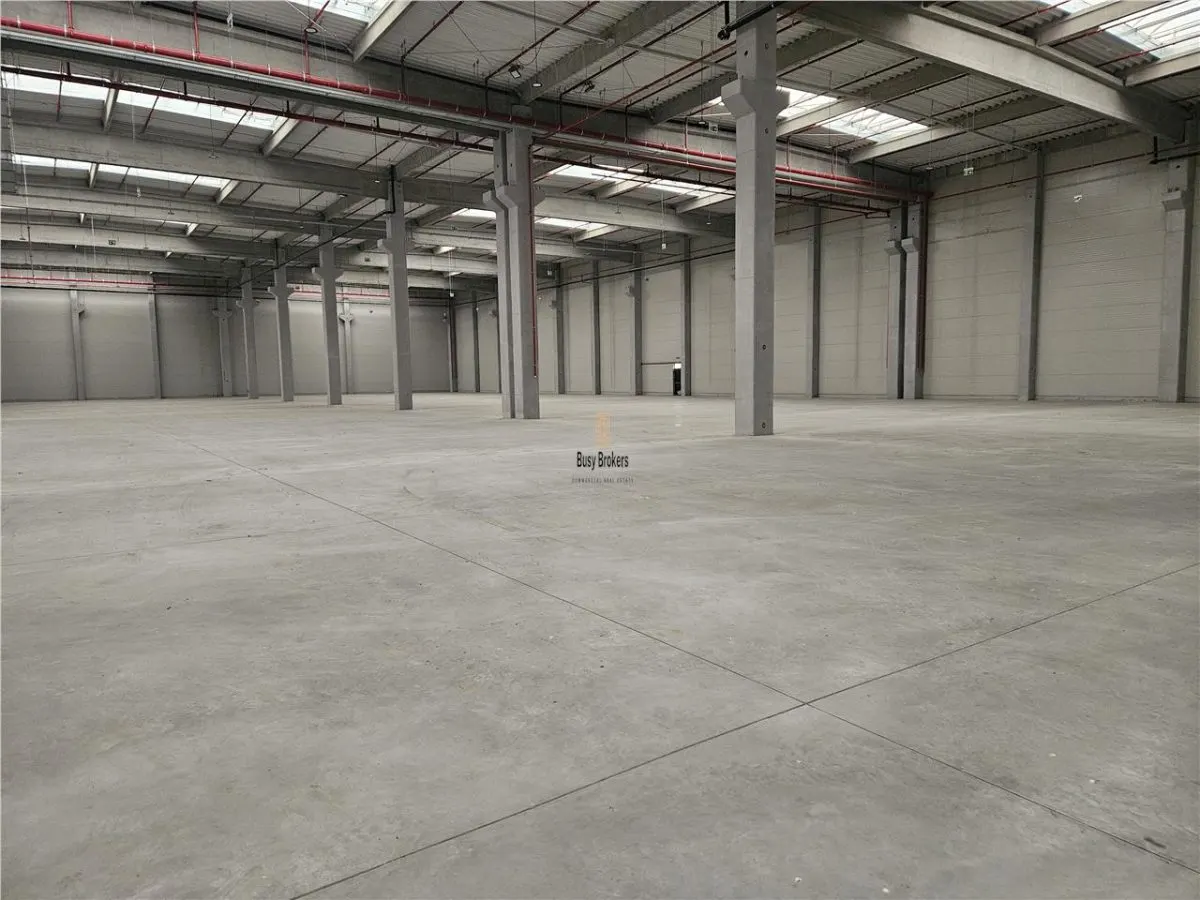 Spatiu Industrial - 1800 mp - Productie - Depozitare - Distributie - foto 1