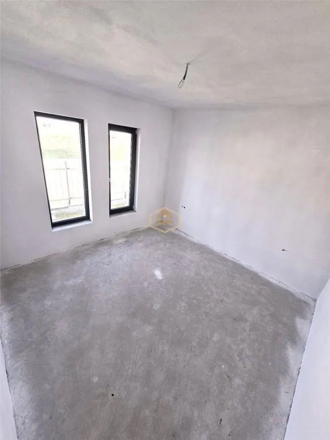 Casa Noua  4 camere | Teren 503 | Zona linistita - foto 12
