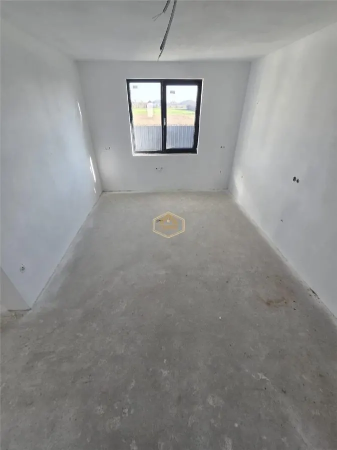 Casa Noua  4 camere | Teren 503 | Zona linistita - foto 5