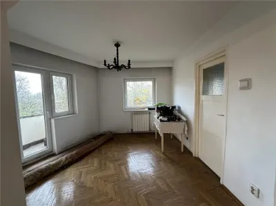 Central | Apartament spatios cu 4 camere | Etaj I - foto 4
