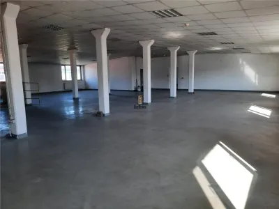 Spatiu Industrial - 500 mp - Productie - Depozitare - foto 3