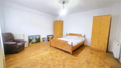 VIDEO | Casa spatioasa cu 8 camere, garaj dublu si curte proprie | Baritiu - foto 18