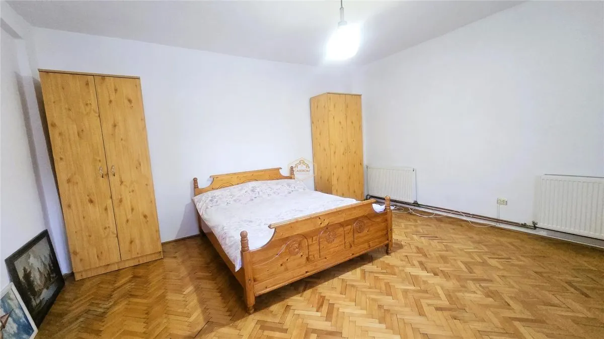 VIDEO | Casa spatioasa cu 8 camere, garaj dublu si curte proprie | Baritiu - foto 19