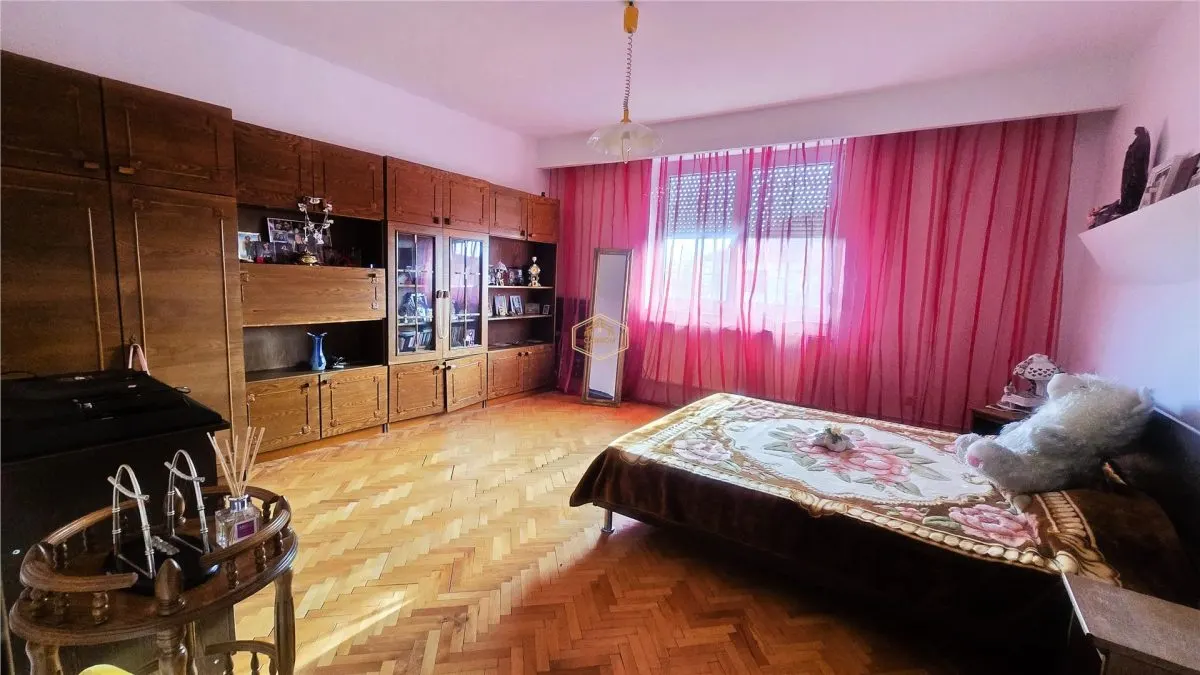 VIDEO | Casa spatioasa cu 8 camere, garaj dublu si curte proprie | Baritiu - foto 20