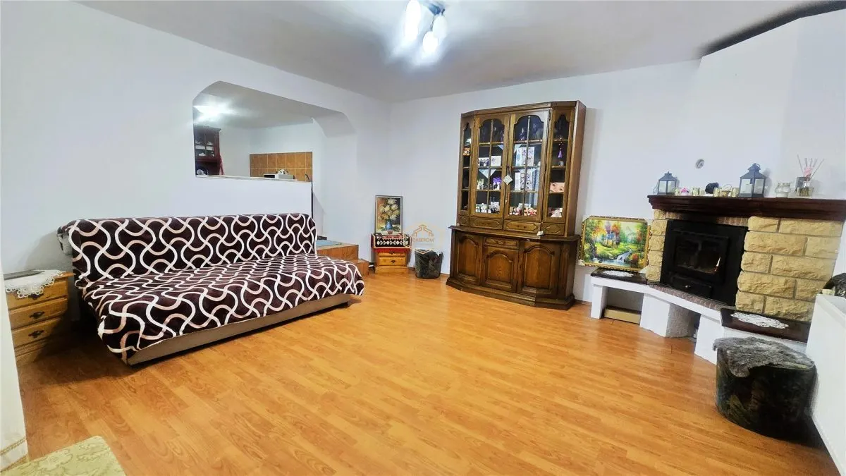 VIDEO | Casa spatioasa cu 8 camere, garaj dublu si curte proprie | Baritiu - foto 7