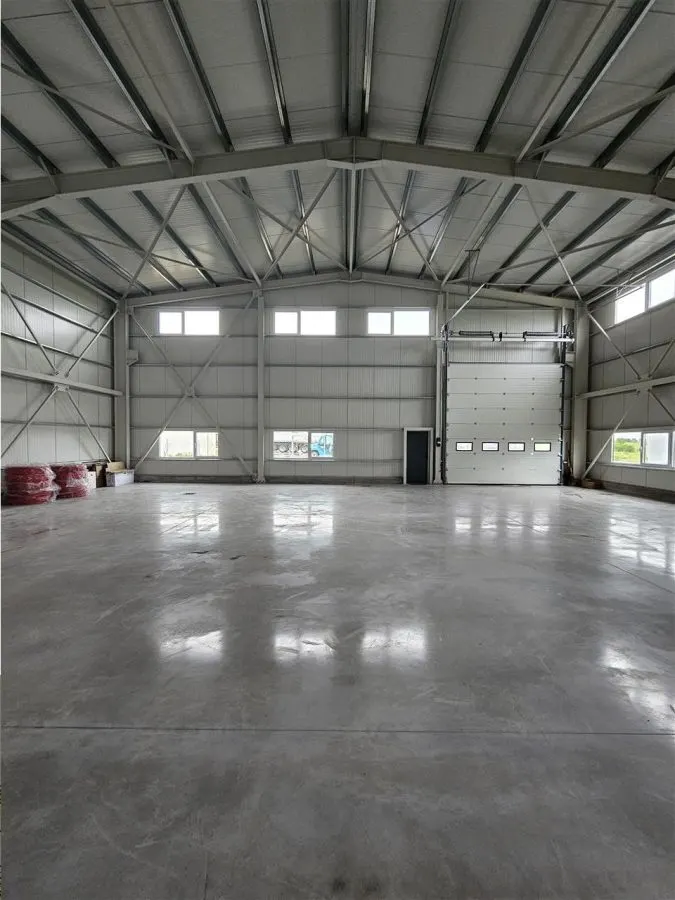 Spatiu Industrial - 1250 mp - Depozitare - Distributie - foto 1
