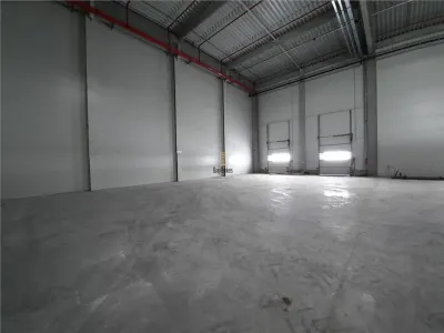 Spatiu Industrial - 450 mp - Depozitare - Distributie - Craiova