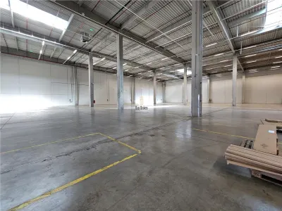 Spatiu Industrial -  2500 mp - Logistica - Productie - Depozitare - Gilau