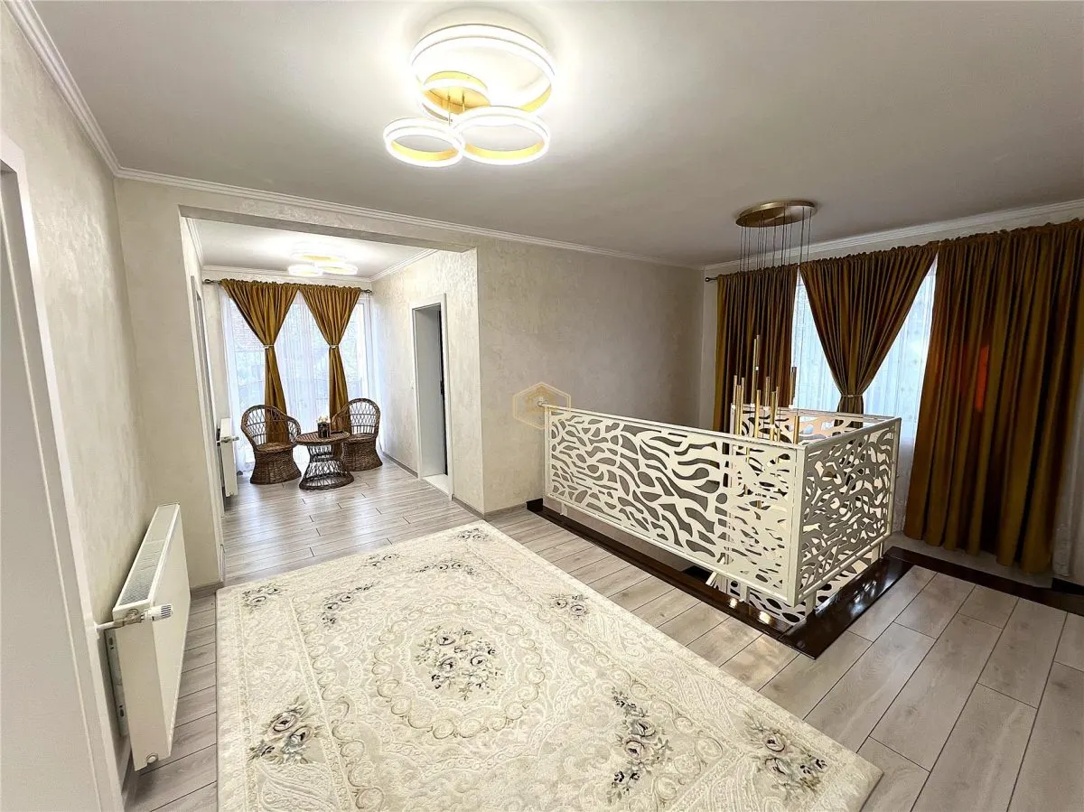 Vila cu stil si confort modern | Finisaje Premium | Teren generos - foto 13