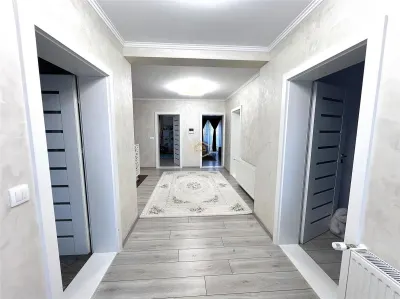 Vila cu stil si confort modern | Finisaje Premium | Teren generos - foto 17