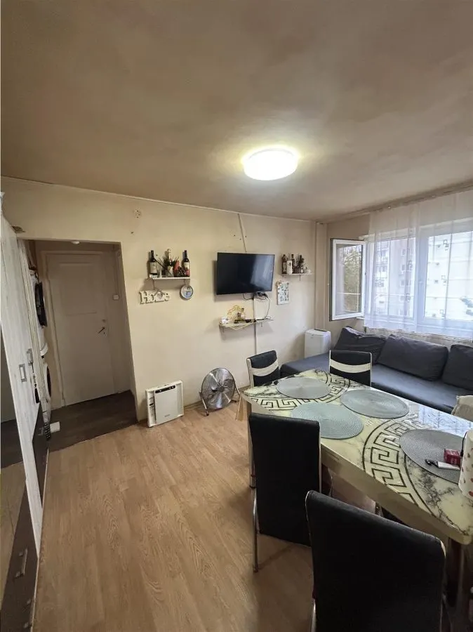 Apartament cu 3 camere vis-a-vis de Piata Somes - foto 1
