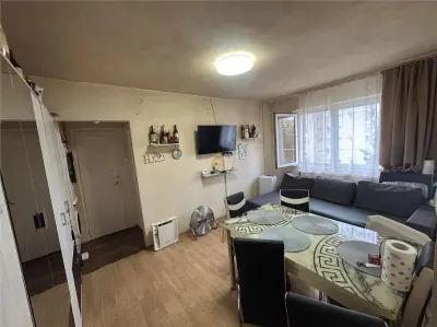 Apartament cu 3 camere vis-a-vis de Piata Somes - foto 2
