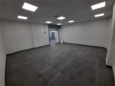Spatiu Comercial - 500 mp - giratoriu Kaufland Arhitectilor - foto 3