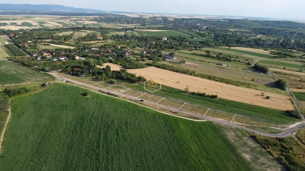 Ultimele 4 parcele disponibile - Teren intravilan - Vedere catre oras - foto 7