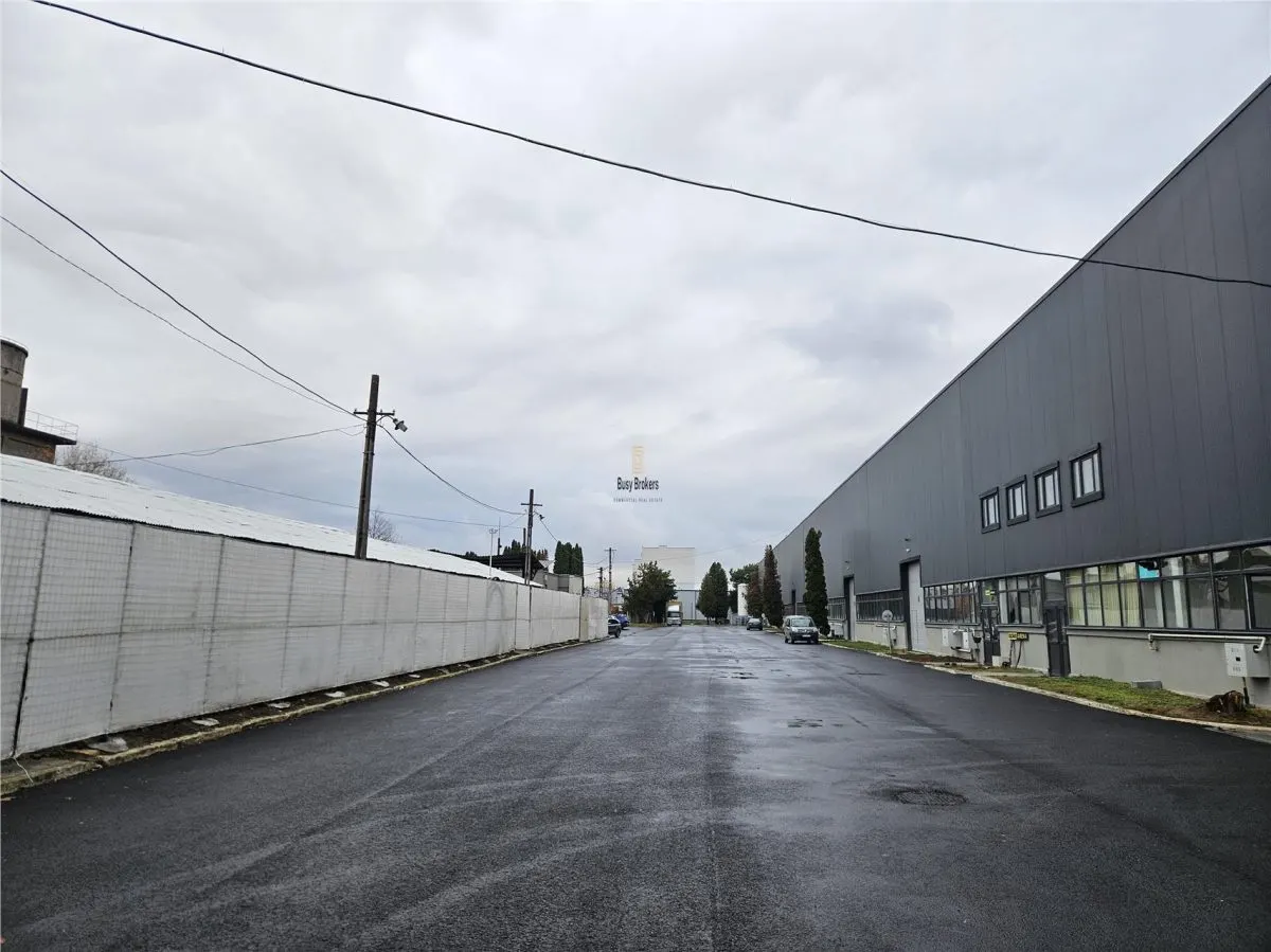 Spatiu Industrial - 2600 mp - Productie - Depozitare - Distributie - foto 3