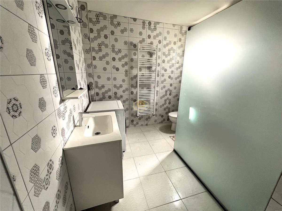 Casa cu 3 dormitoare si teren generos- Lazuri - foto 11