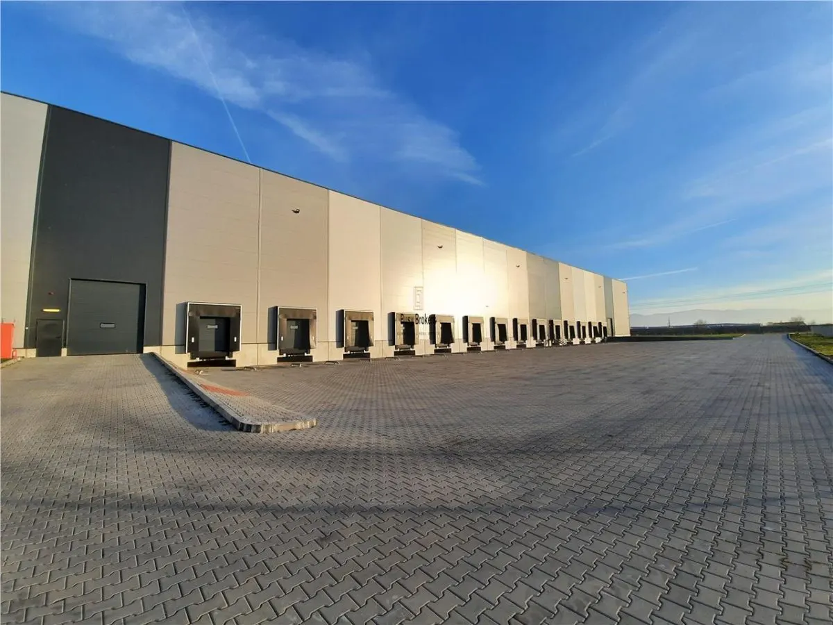 Spatii Industriale - 4500 mp - Logistica - Productie - Depozitare - Distributie - foto 13