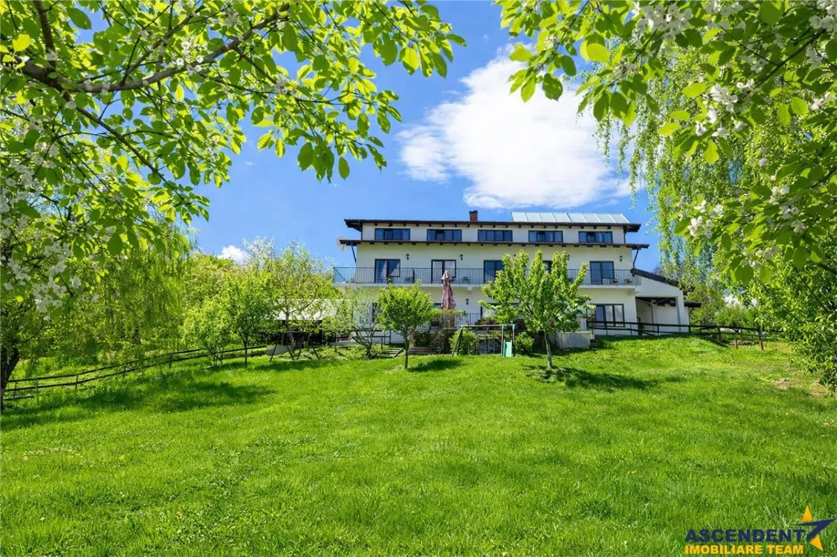 Pensiune cu priveliste fabuloasa, zona boema, Bran, Brasov. - foto 18
