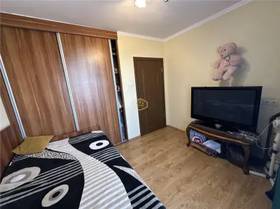Apartament cu 3 camere, complet mobilat | Mai - foto 7