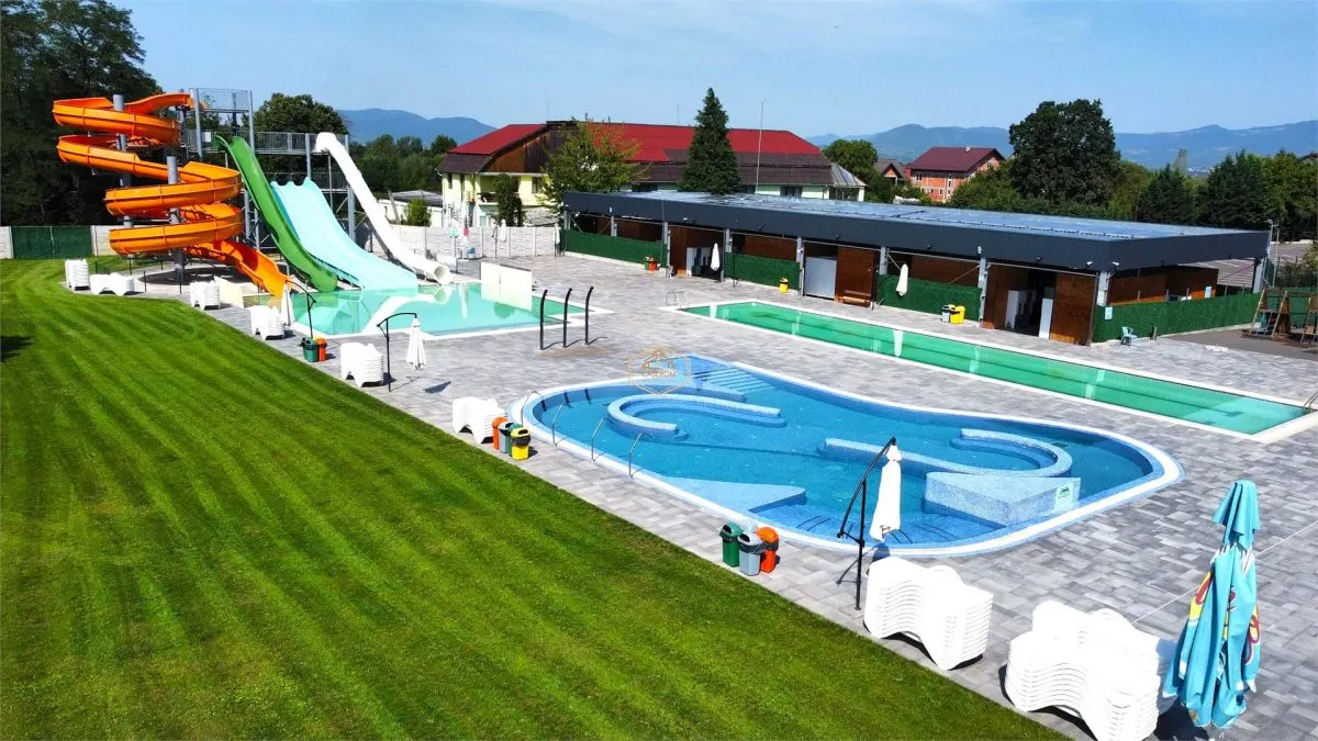 Video | Complex Aqua Park si zona de Agrement | 29552 mp - foto 1