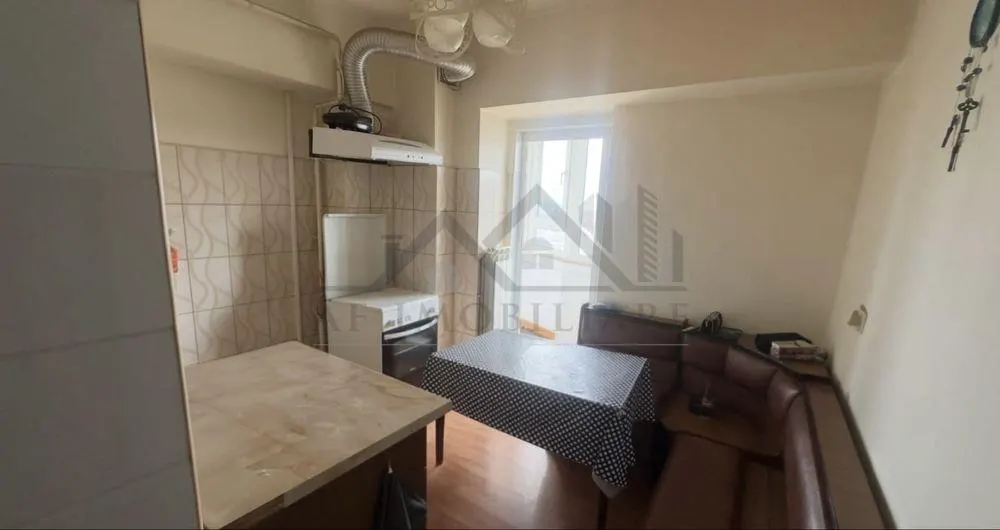 Apartament 2 camere zona Nicolina - foto 3
