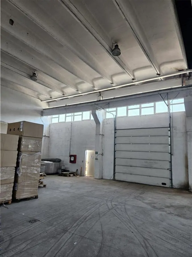 Spatiu Industrial - 850 mp - Depozitare - Distributie - foto 16