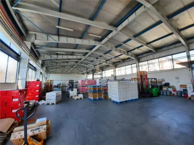 Spatiu Industrial - 850 mp - Depozitare - Distributie - foto 3