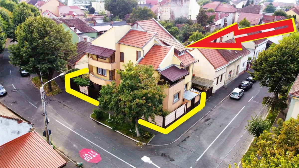 Vila spatioasa cu 7 camere in Centru | Ideala pentru familie, investitie sau business - foto 1
