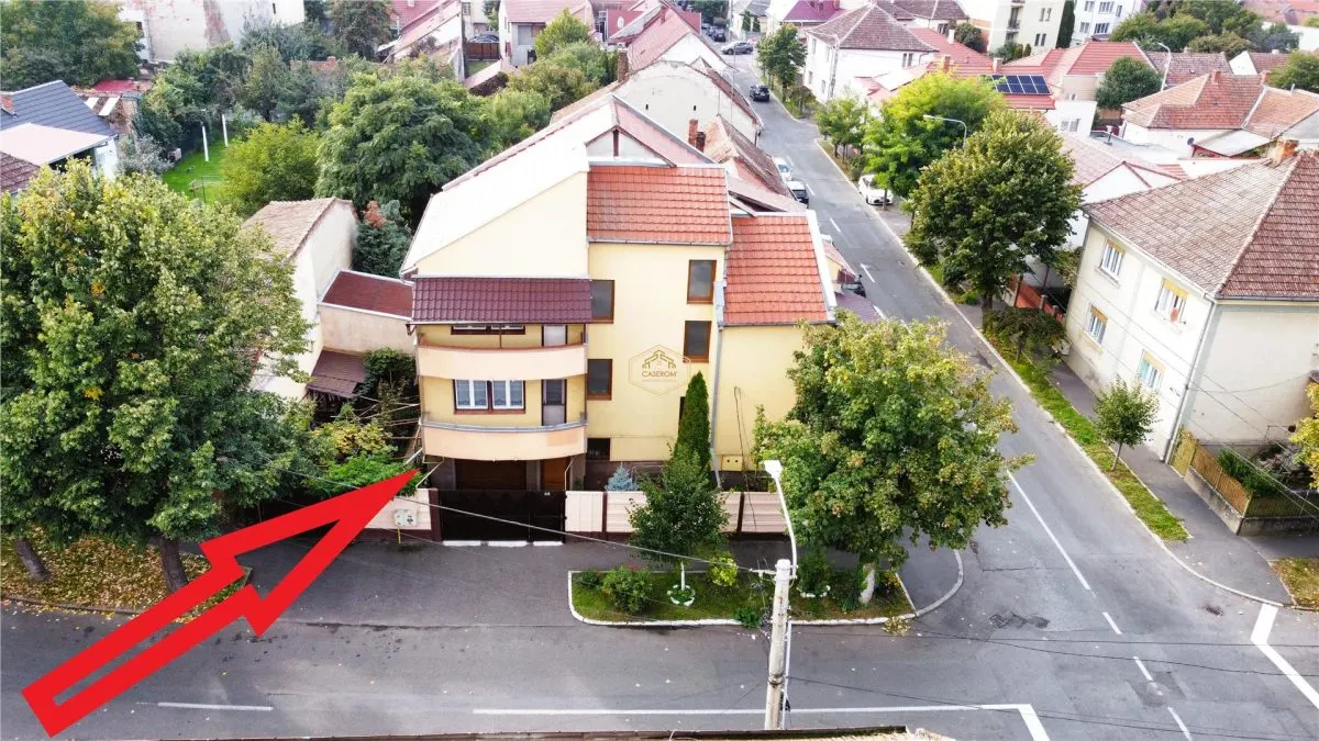 Vila spatioasa cu 7 camere in Centru | Ideala pentru familie, investitie sau business - foto 2