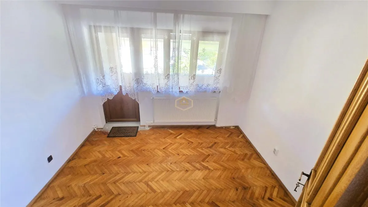 Vila spatioasa cu 7 camere in Centru | Ideala pentru familie, investitie sau business - foto 20
