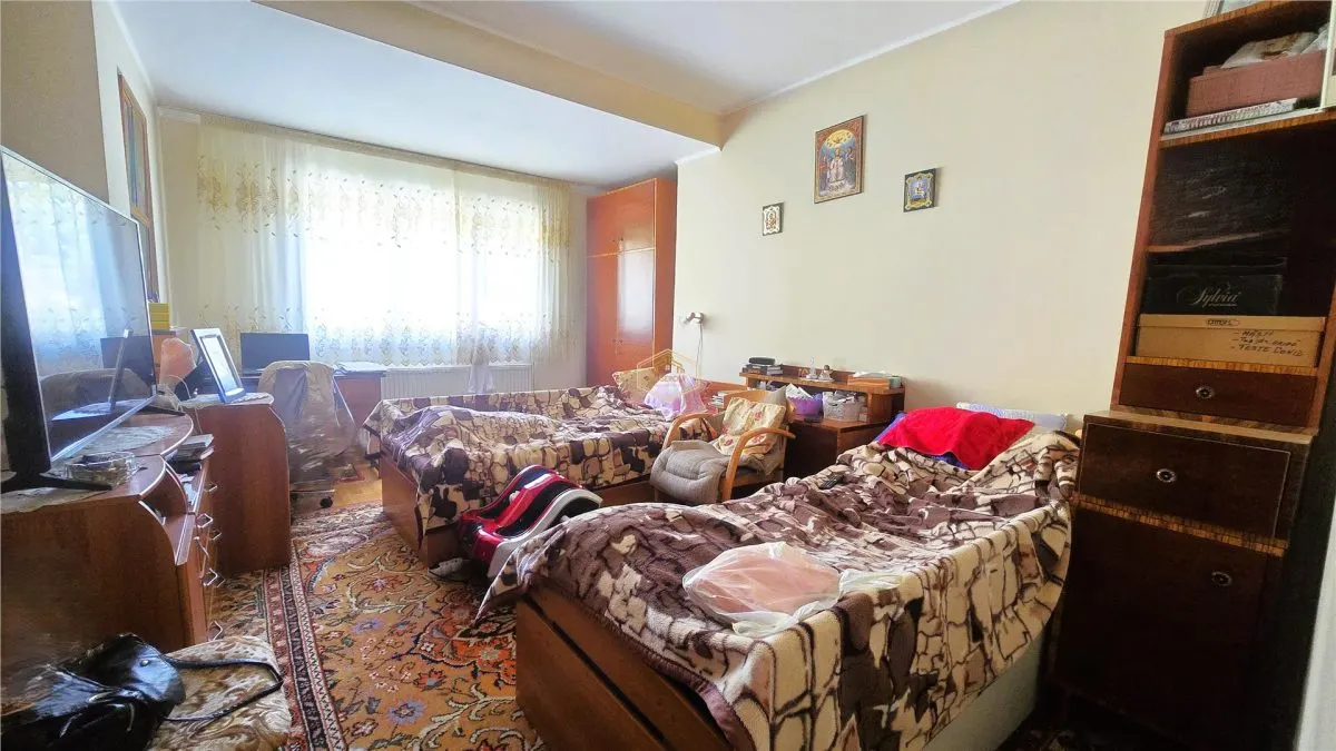 Vila spatioasa cu 7 camere in Centru | Ideala pentru familie, investitie sau business - foto 8