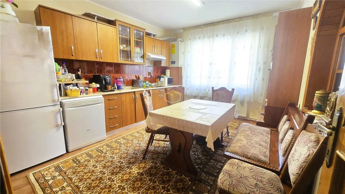 Vila spatioasa cu 7 camere in Centru | Ideala pentru familie, investitie sau business - foto 10