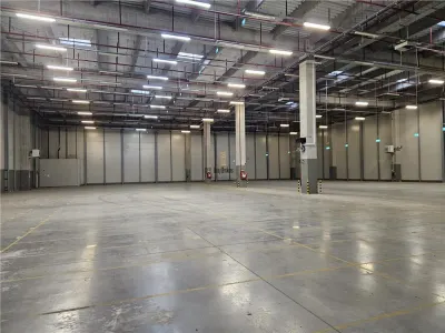 Spatiu Industrial - 1500 mp - Logistica - Productie - Depozitare - foto 2