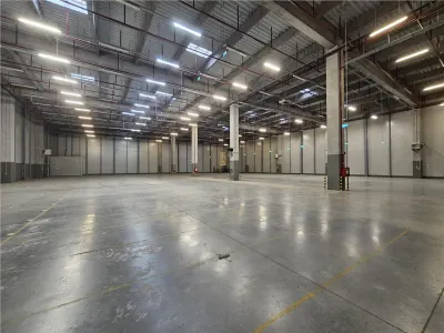 Spatiu Industrial - 1500 mp - Logistica - Productie - Depozitare - foto 3