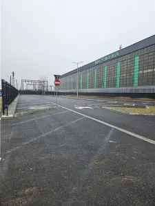 Parcare de Inchiriat 2000 mp - Platforma cu expunere la trafic auto - foto 5