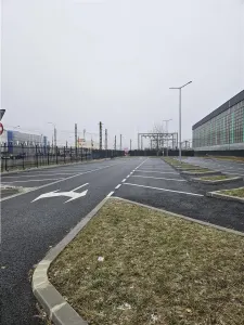 Parcare de Inchiriat 2000 mp - Platforma cu expunere la trafic auto - foto 9