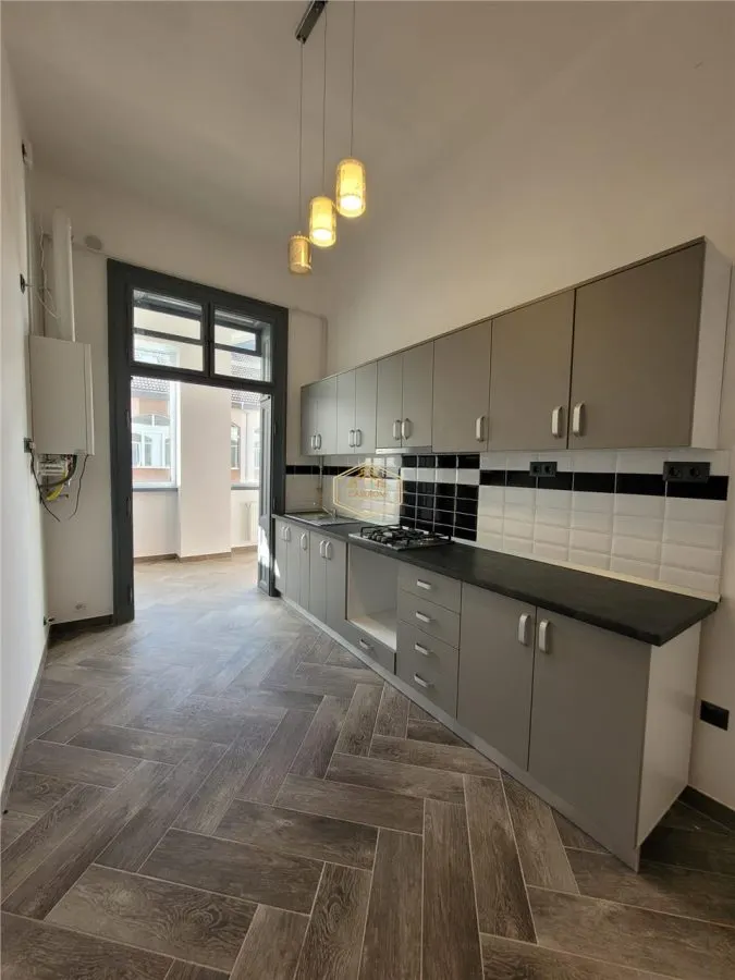 Prima Inchiriere | Apartament  2 camere | Central  pe Stefan Cel Mare - foto 6